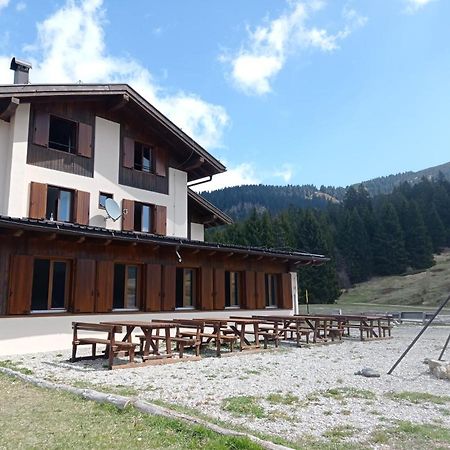 Rifugio Garibaldi LEDRO Exterior photo